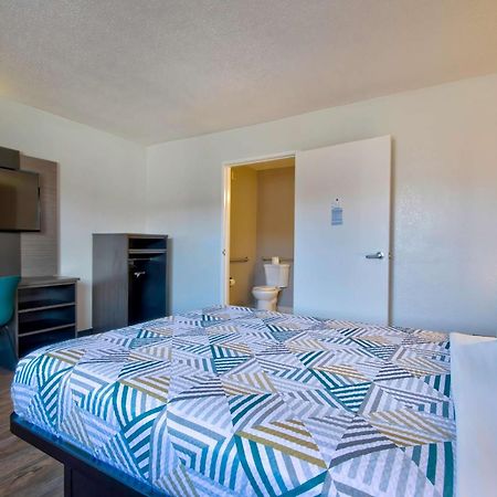 Motel 6 Santa Fe Bagian luar foto