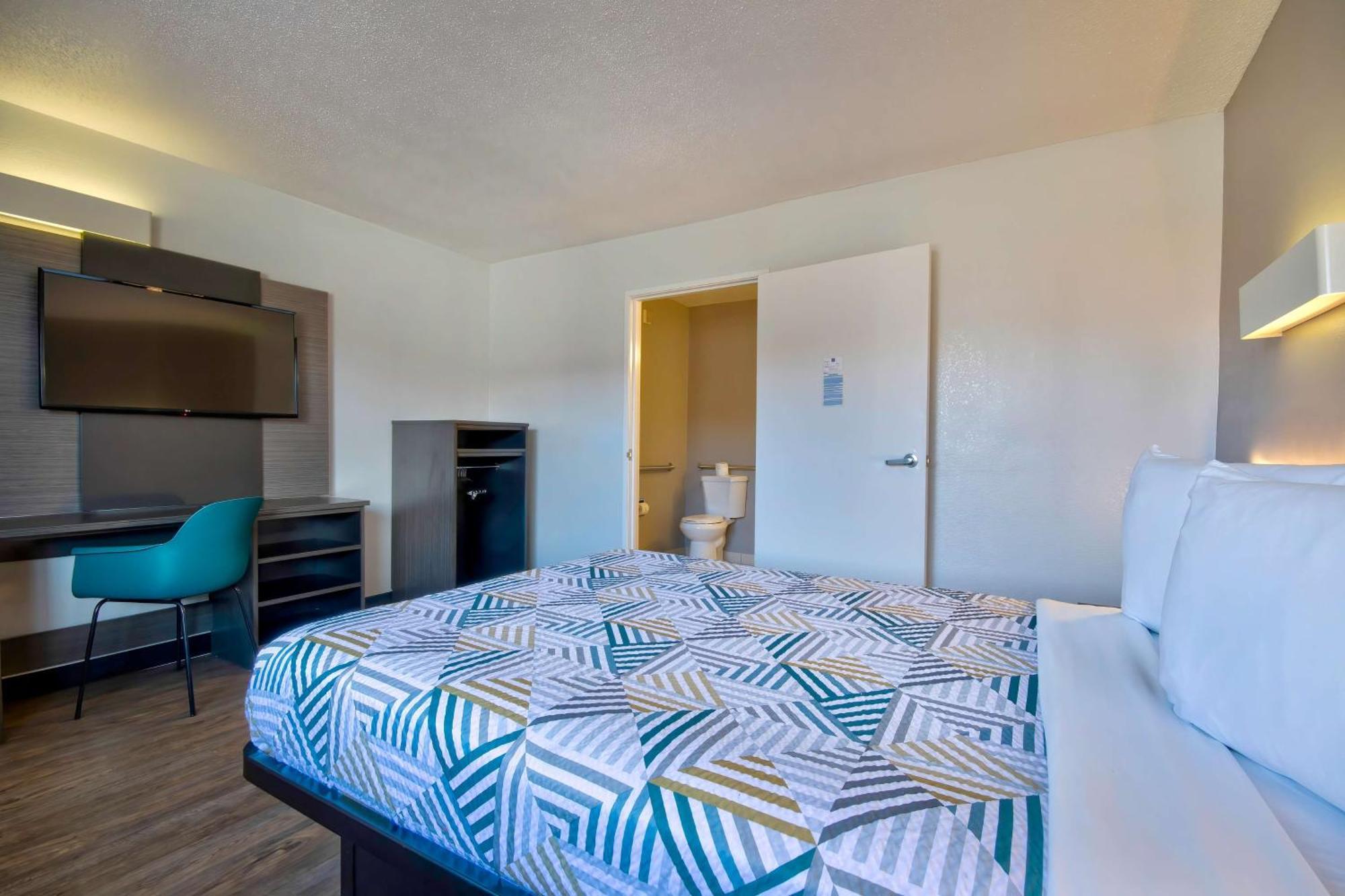 Motel 6 Santa Fe Bagian luar foto