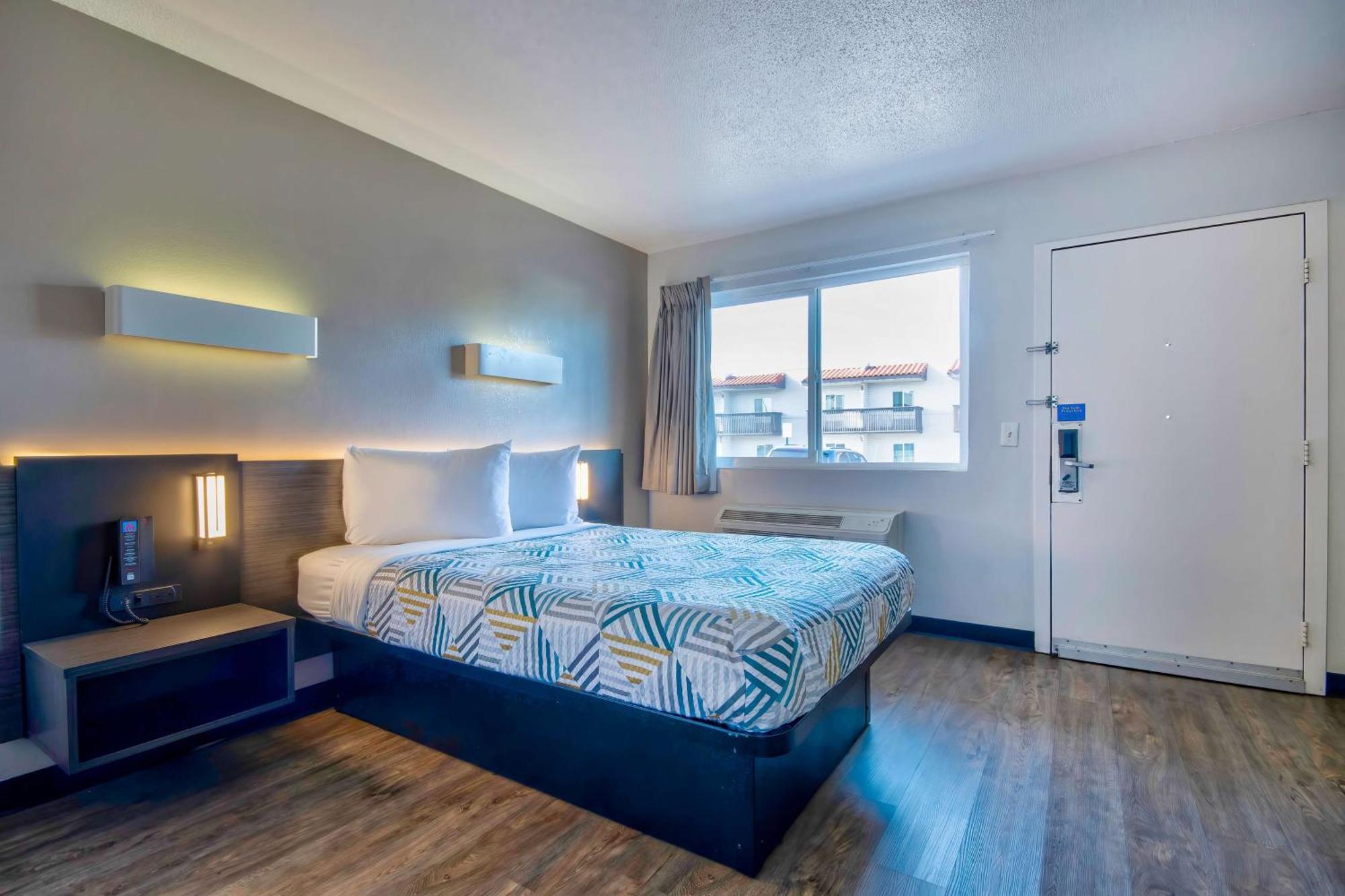 Motel 6 Santa Fe Bagian luar foto